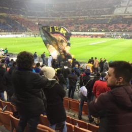 bandiera prisco san siro inter-napoli 2018