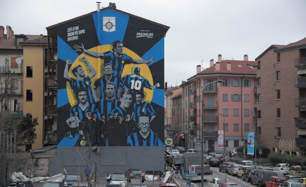 Murales inter quello imbrattato