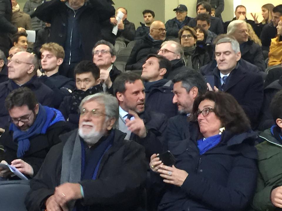 i dirigenti dell'inter allo stadio