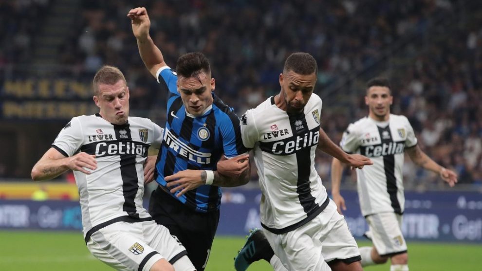 lautaro in lotta con il parma