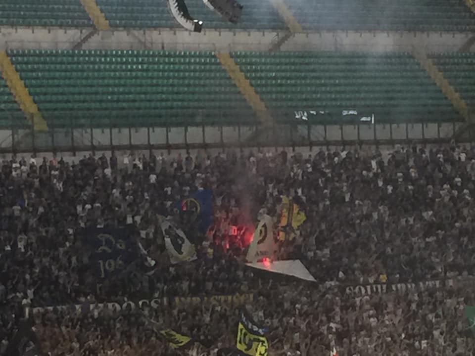 i tifosi della curva nord dell'inter