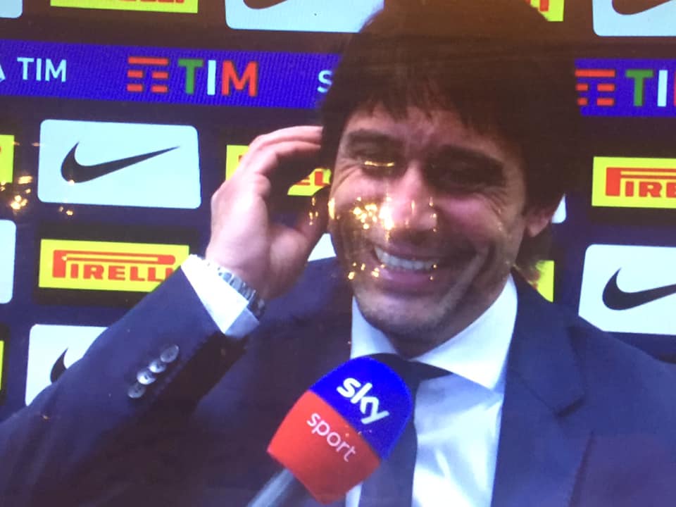 conte soddisfatto in conferenza stampa