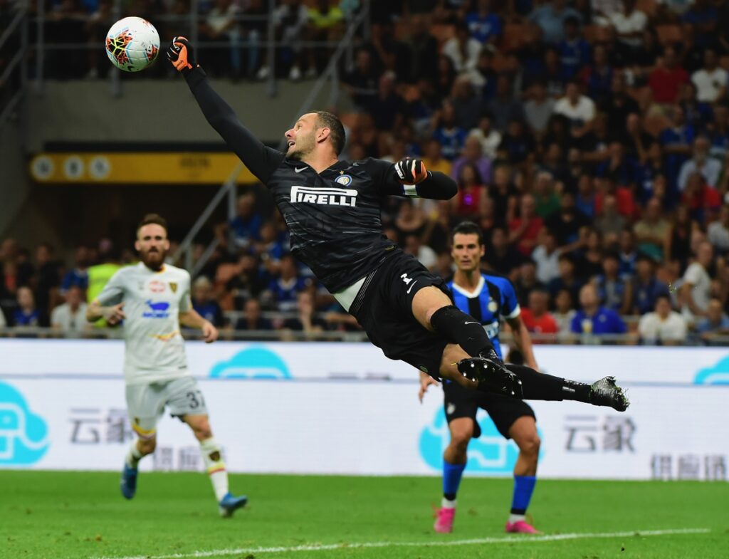 handanovic spettacolare nel derby di Milano